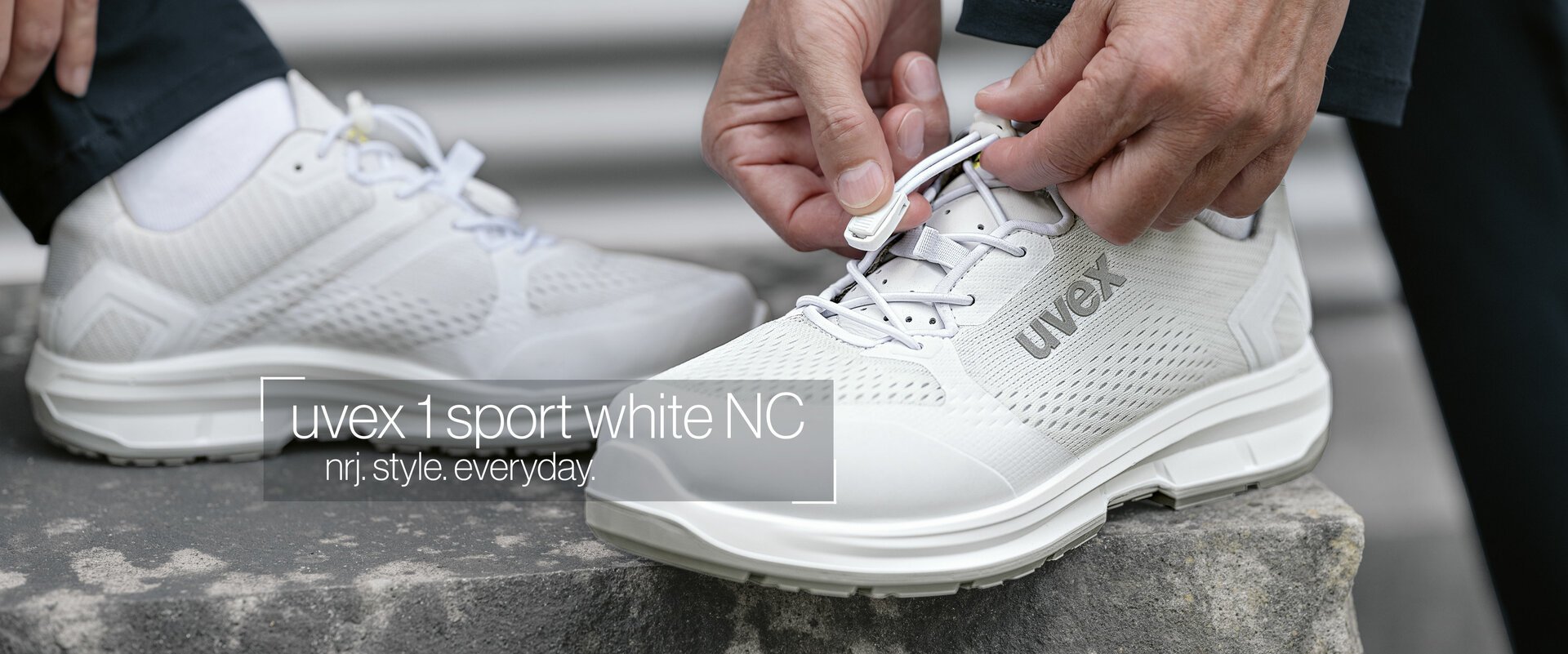 White professional shoe with a sporty look also for leisure time