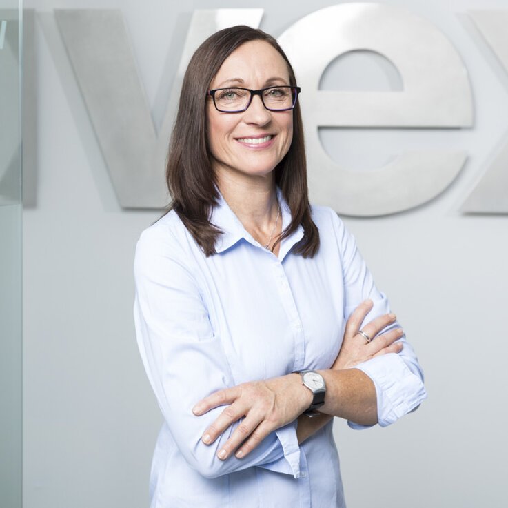 Eva Hirt - uvex academy - Administration and organisation